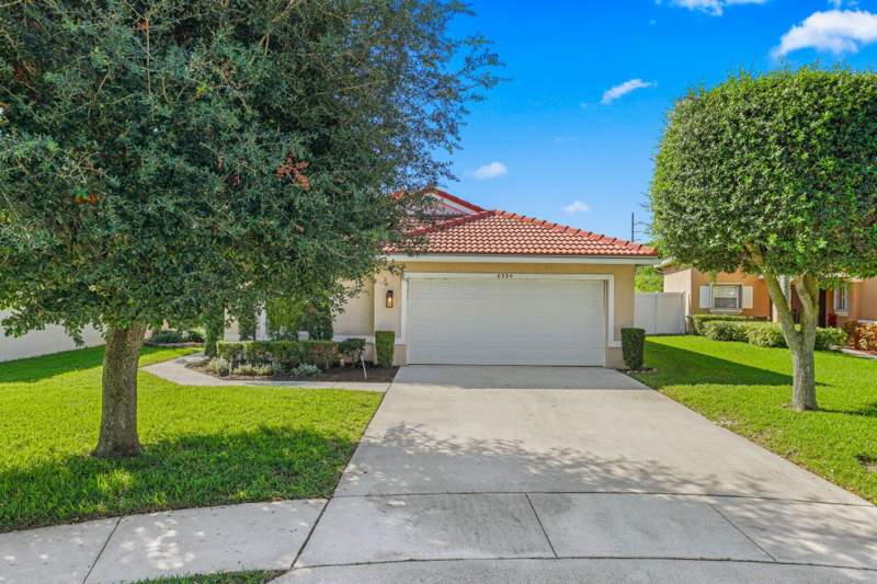 3 bedroom Single Family Residence at 6324 Barton Creek Circle, Winston Trails, Lake Worth — photo 2