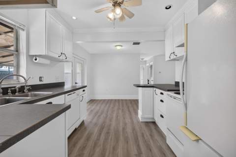 1860 SE Madison Street, Stuart FL - photo 12 of 24