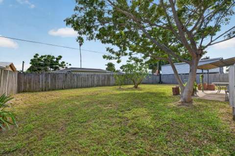 1860 SE Madison Street, Stuart FL - photo 22 of 24