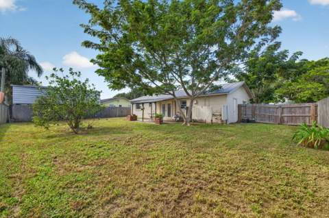 1860 SE Madison Street, Stuart FL - photo 23 of 24