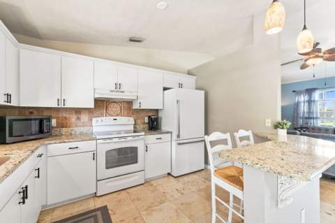 826 SW Hamberland Avenue, Port St. Lucie FL - photo 19 of 37