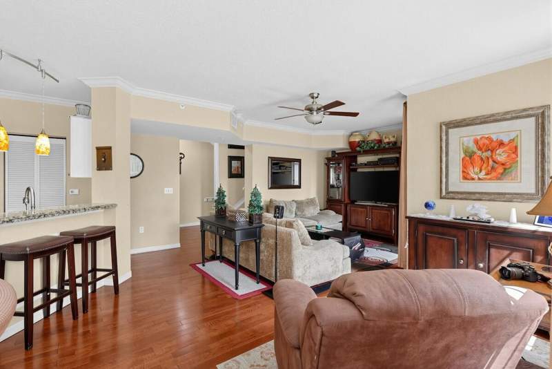 3 bedroom Condominium at 6918 W Sample Road #6918, Cypress Pointe At Coral Springs, Coral Springs — photo 4