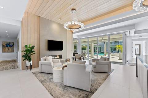 944 S Ocean Boulevard, Delray Beach FL - photo 10 of 98