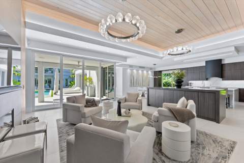 944 S Ocean Boulevard, Delray Beach FL - photo 12 of 98