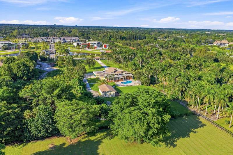 7 bedroom Single Family Residence at 13400 Stirling Road, Everglades Sugar & Land Co, Southwest Ranches — photo 2