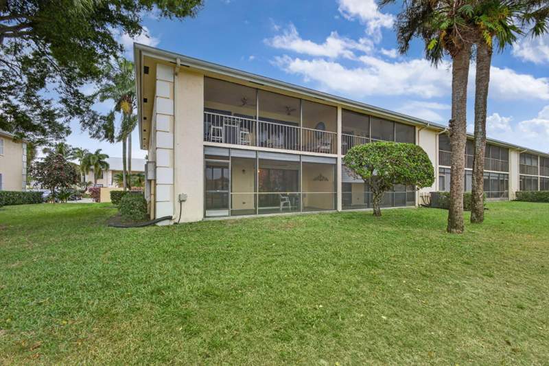 2 bedroom Condominium at 2041 Keystone Drive #F, Keystone Condo, Jupiter — photo 4