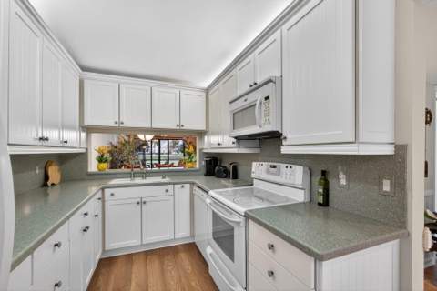 2041 Keystone Drive #F, Jupiter FL - photo 16 of 63