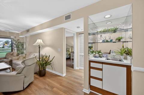 2041 Keystone Drive #F, Jupiter FL - photo 18 of 63