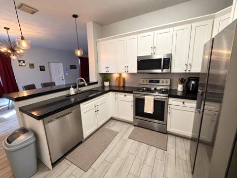 1720 NW 8th Place, Fort Lauderdale FL - photo 9 of 21