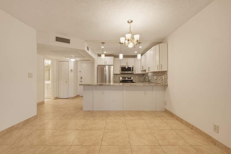 1 bedroom Condominium at 255 S Cypress Road #315, Barcelona Condo North Bldg 300, Pompano Beach — photo 2