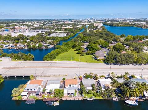 2634 Sheridan Street, Hollywood FL - photo 24 of 31