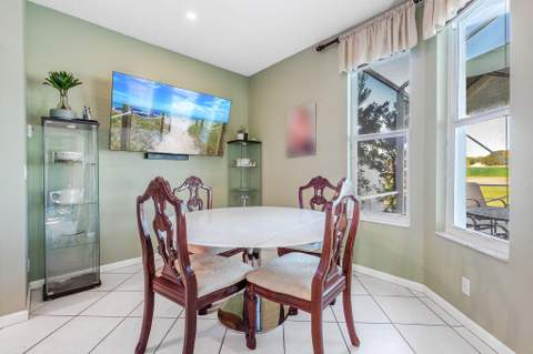 1233 Avondale Lane, West Palm Beach FL - photo 14 of 38