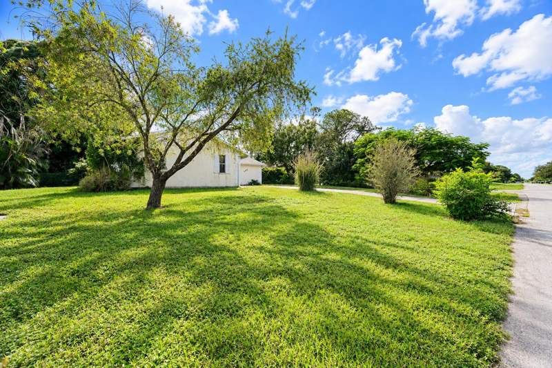 3 bedroom Single Family Residence at 456 NW Placid Avenue, Port St Lucie, Port St. Lucie — photo 2