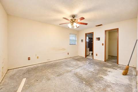 456 NW Placid Avenue, Port St. Lucie FL - photo 8 of 17