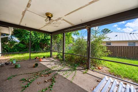 456 NW Placid Avenue, Port St. Lucie FL - photo 14 of 17