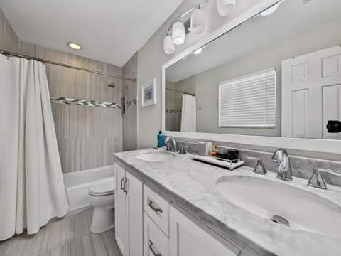2125 NE 17th Terrace, Wilton Manors FL - photo 22 of 46