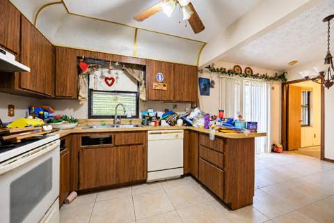 456 NW Placid Avenue, Port St. Lucie FL - photo 7 of 17