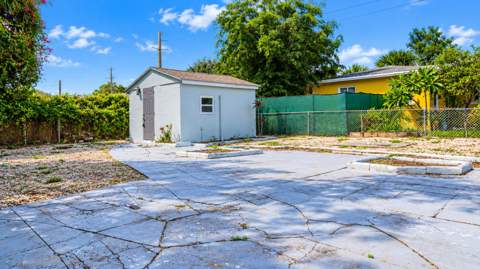 173 W 16th Street, Riviera Beach FL - photo 22 of 30