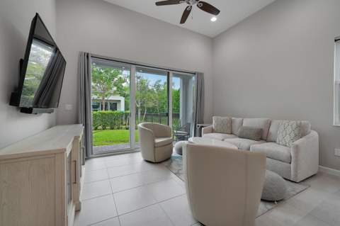 16403 Helix Court, Westlake FL - photo 19 of 50