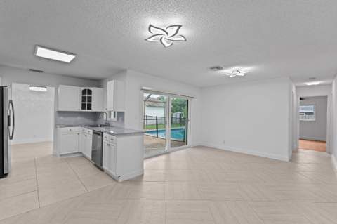 2315 NW 98th Lane, Coral Springs FL - photo 13 of 35