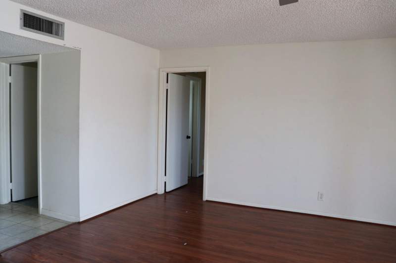 1 bedroom Condominium at 715 Lori Drive #Apt 315, Lakeside Village Condo 7, Palm Springs — photo 5