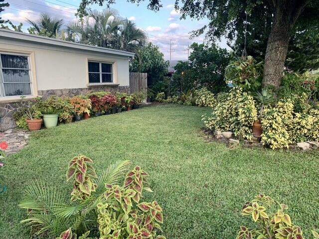 3 bedroom Single Family Residence at 2902 French Avenue, Englewood Manor, Lake Worth — photo 2