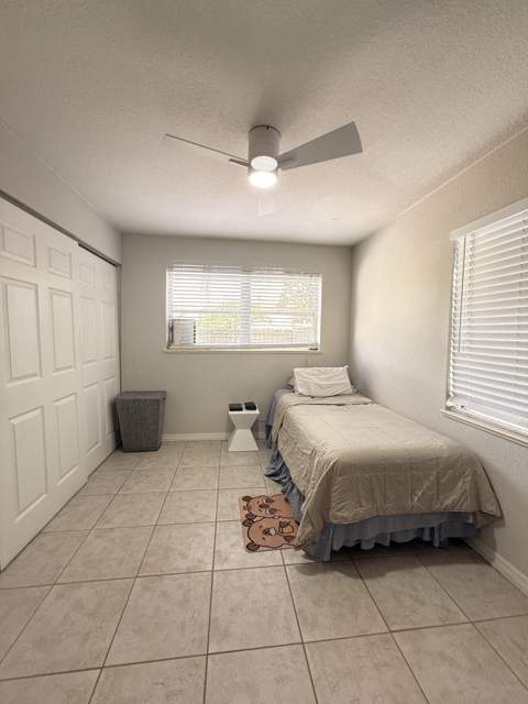 2902 French Avenue, Lake Worth FL - photo 10 of 23