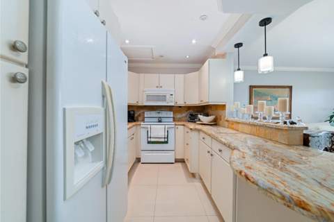 618 Fanshaw O, Boca Raton FL - photo 11 of 33