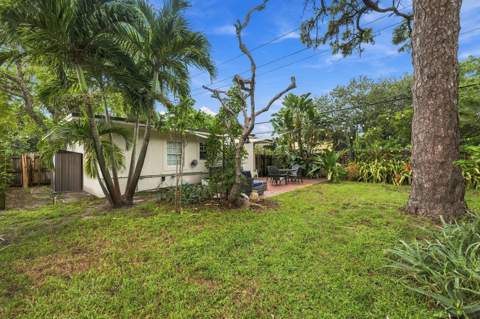 251 SW 22nd Street, Fort Lauderdale FL - photo 8 of 31