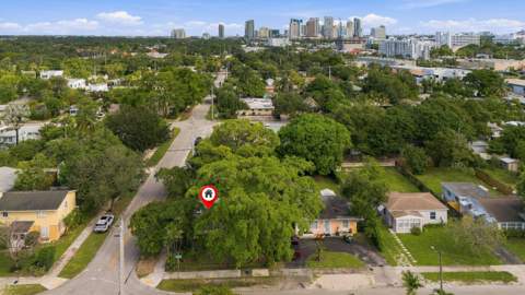 251 SW 22nd Street, Fort Lauderdale FL - photo 6 of 31