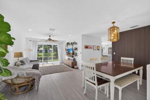 1043 Aspri Way, Riviera Beach FL - photo 6 of 58