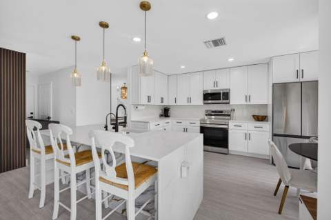 1043 Aspri Way, Riviera Beach FL - photo 8 of 58