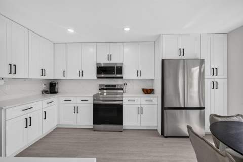 1043 Aspri Way, Riviera Beach FL - photo 14 of 58