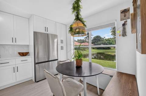 1043 Aspri Way, Riviera Beach FL - photo 10 of 58
