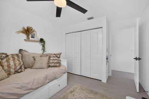 1043 Aspri Way, Riviera Beach FL - photo 17 of 58