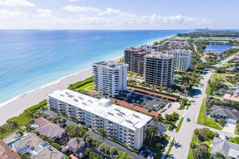 2 bedroom Condominium at 630 Ocean Drive #205, Juno By The Sea Condo Apts, Juno Beach — photo 4