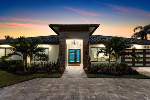 918 SW 28th Avenue, Boynton Beach FL - photo 6 of 107