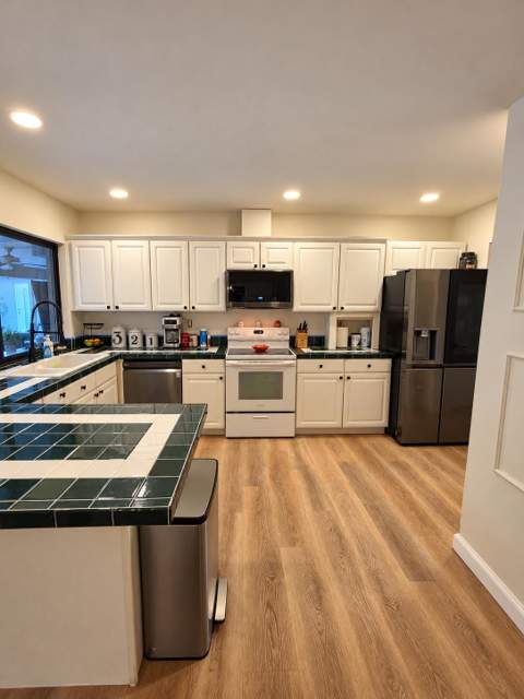 560 S Lake Dasha Drive, Plantation FL - photo 12 of 35