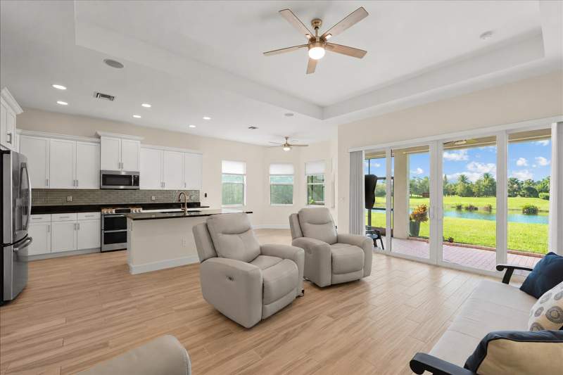 2 bedroom Single Family Residence at 15976 Whippoorwill Circle, Hammocks Of Westlake, Westlake — photo 5