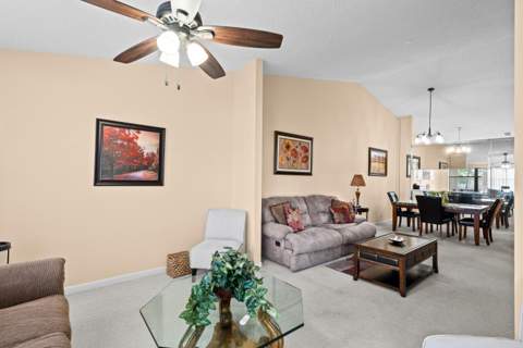 7593 Tahiti Lane, Greenacres FL - photo 12 of 38