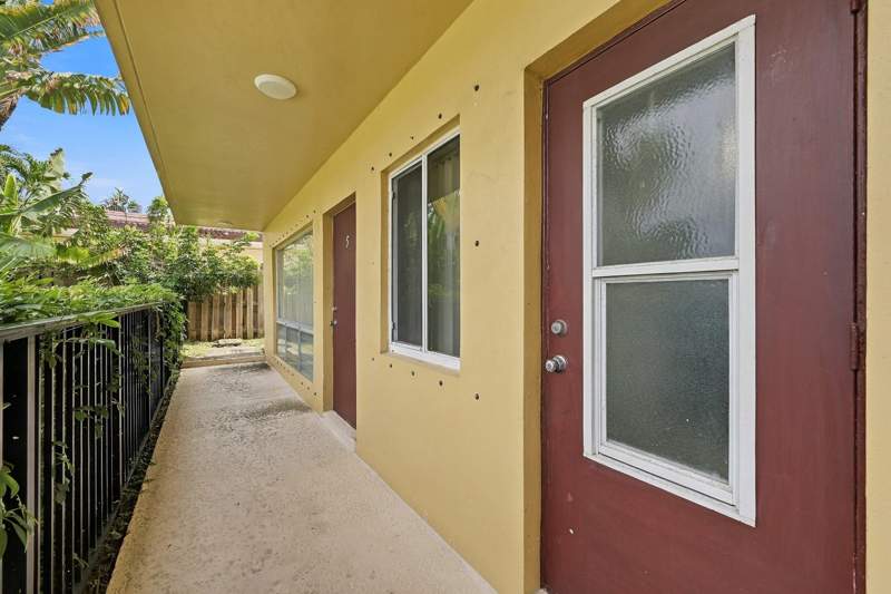 2 bedroom Condominium at 2190 SE 5th Street #5-B, Hillcrest Of Pompano Condo, Pompano Beach — photo 5