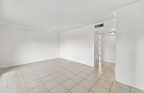 2190 SE 5th Street #5-B, Pompano Beach FL - photo 6 of 40
