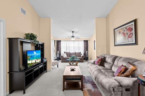 7593 Tahiti Lane, Greenacres FL - photo 14 of 38