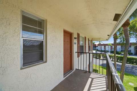 9939 Three Lakes Circle #14H, Boca Raton FL - photo 24 of 30