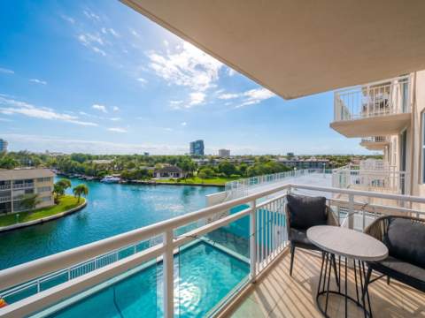 437 Golden Isles Drive #5J, Hallandale Beach FL - photo 14 of 45