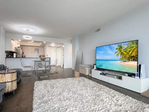 437 Golden Isles Drive #5J, Hallandale Beach FL - photo 19 of 45