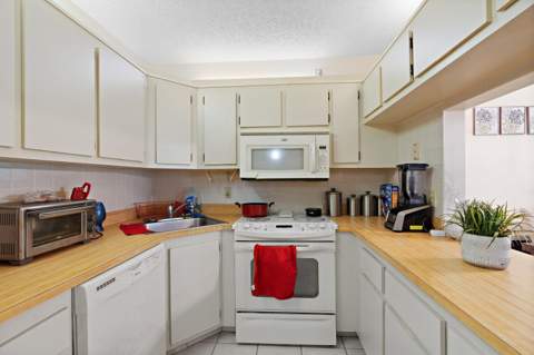 801 Sky Pine Way, Greenacres FL - photo 7 of 14