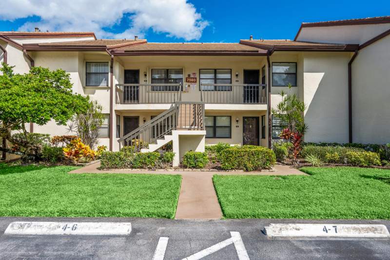 2 bedroom Condominium at 7593 Tahiti Lane, Lucerne Pointe One,Two,Three Four,Seven,Eight,Nine, Greenacres — photo 2
