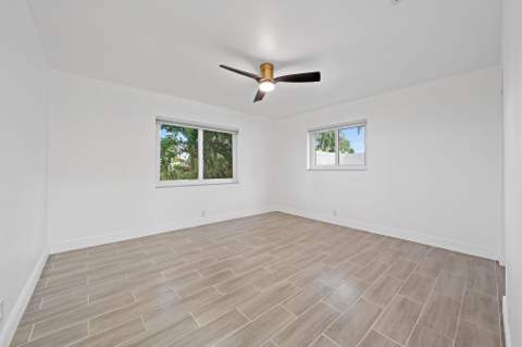5521 Parker Avenue, West Palm Beach FL - photo 15 of 38