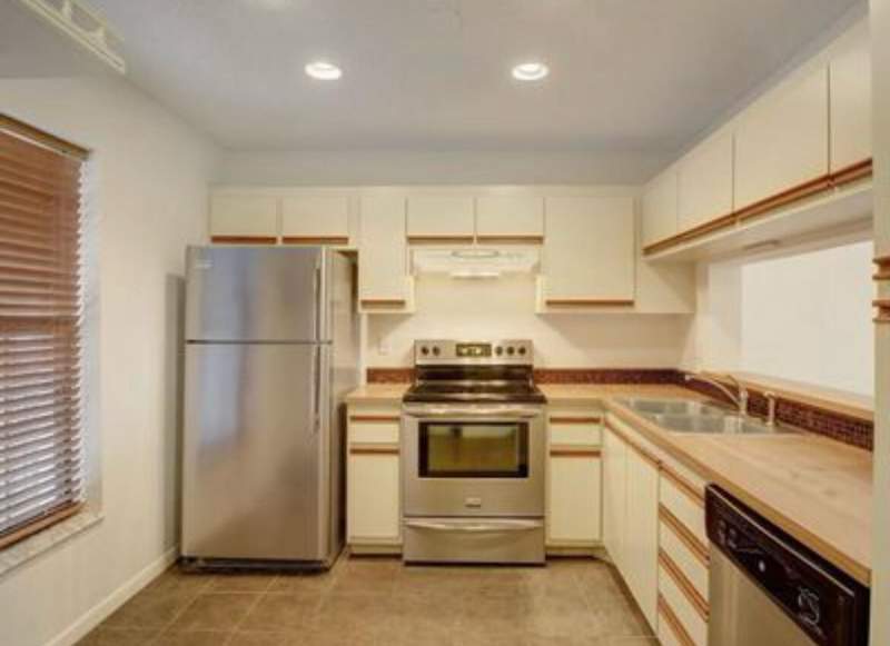 2 bedroom Condominium at 2584 NW 89th Drive #2584, Beacon Place Condo, Coral Springs — photo 4